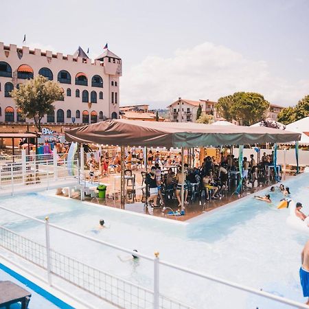 Il Castello Di Perano Hotel Luaran gambar