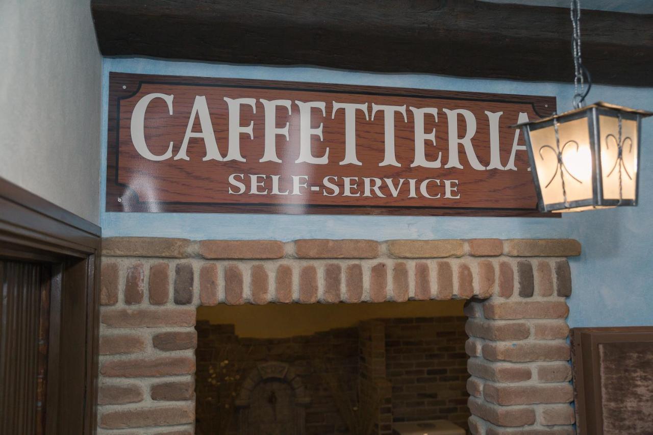 Il Castello Di Perano Hotel Luaran gambar