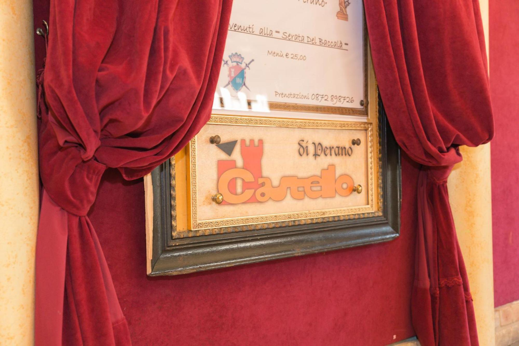 Il Castello Di Perano Hotel Luaran gambar