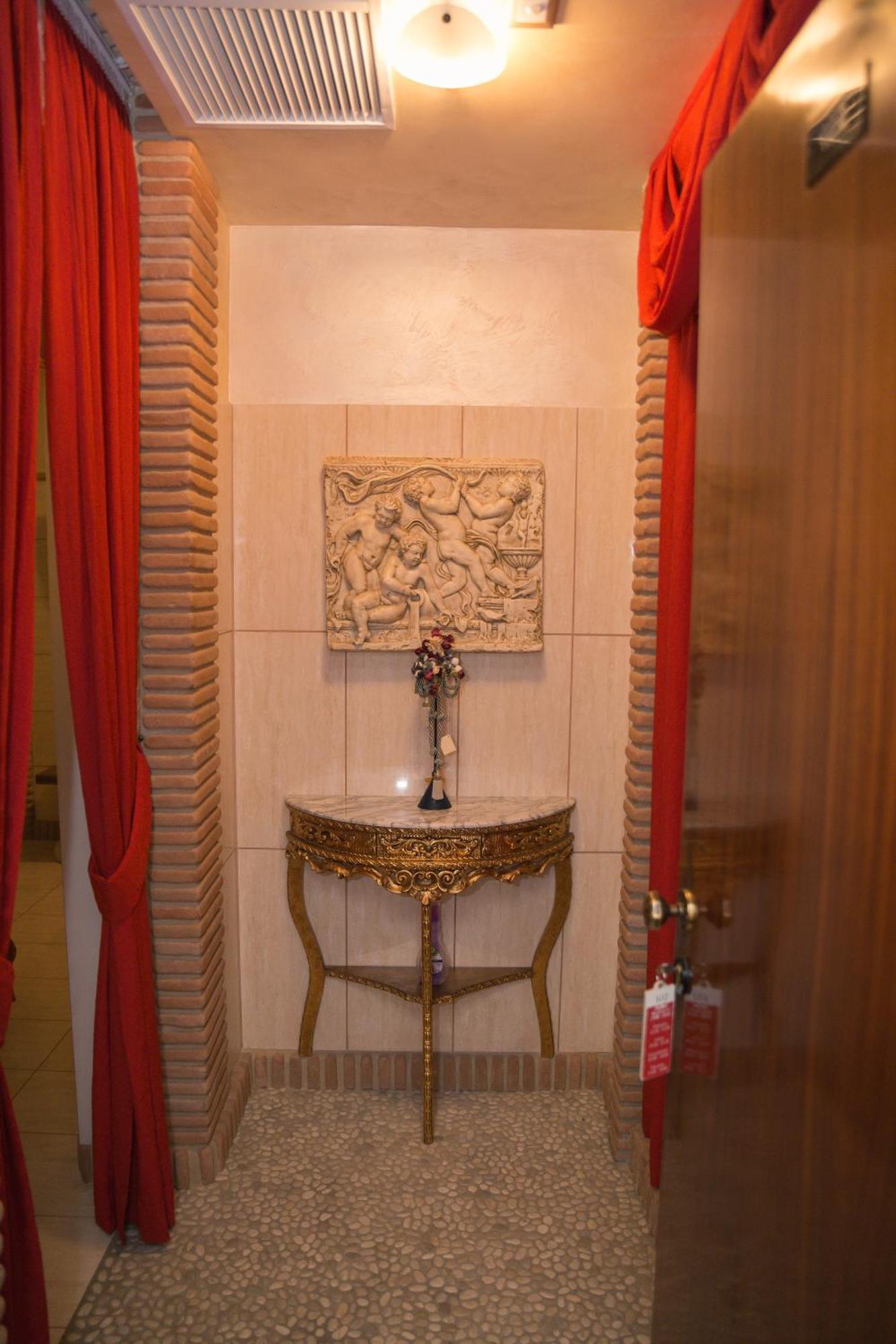 Il Castello Di Perano Hotel Luaran gambar